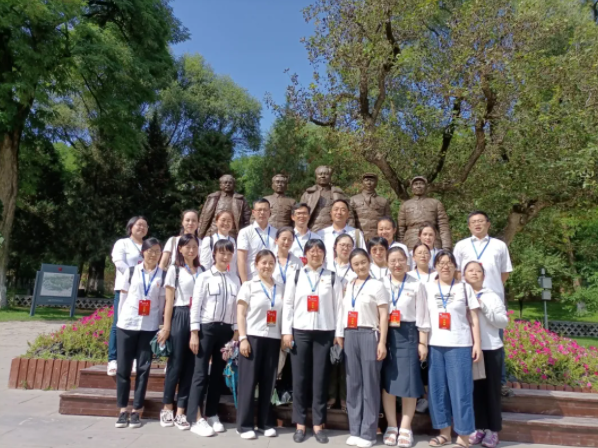 成都职业技术学院马克思主义学院开展“学党史 崇师德”专题培训