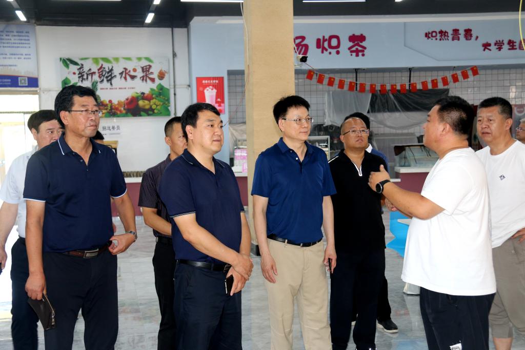葫芦岛校区召开2021年秋季学期开学布置会并进行校园检查