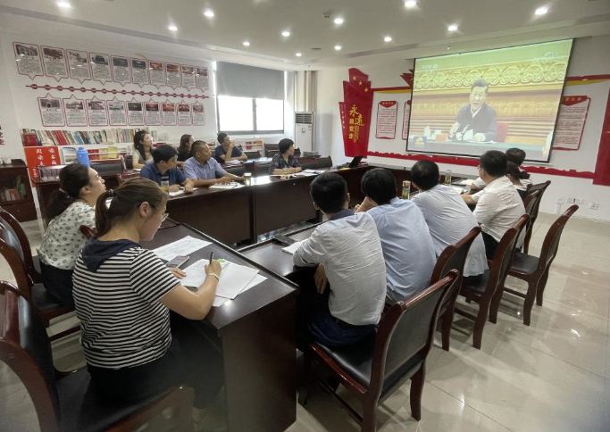 资源与环境学院召开党委理论中心组学习研讨会