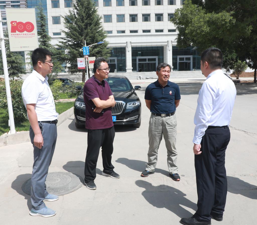 安宁区委副书记张吉彬一行来我校调研文明城市创建工作