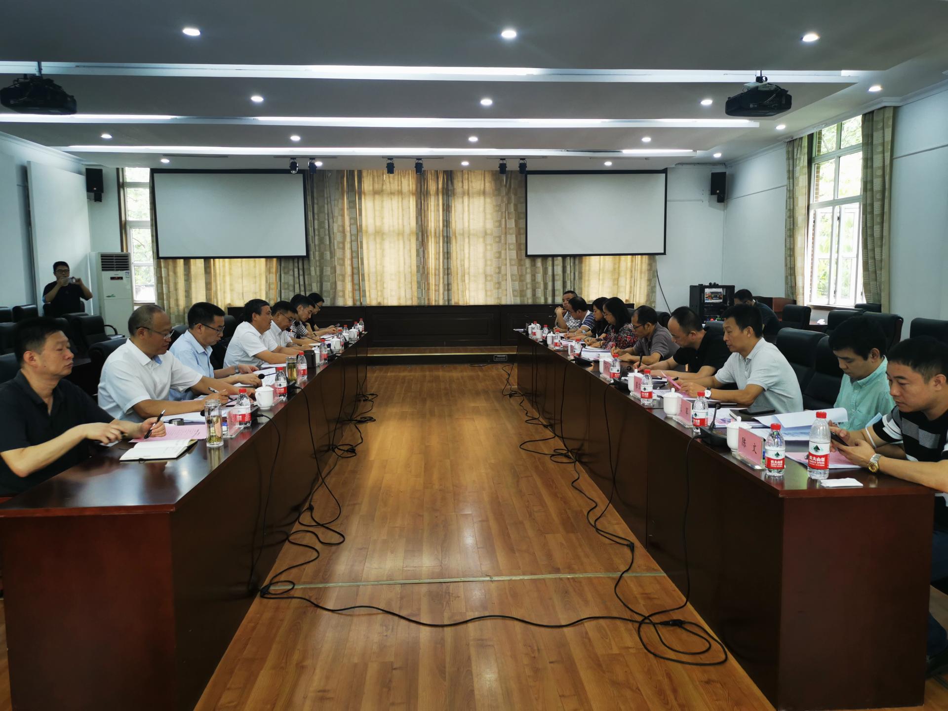 成都自然博物馆（成都理工大学博物馆）项目局校筹建工作组组长碰头会在我校召开