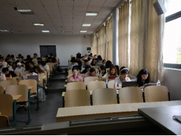 化药学院中外合作办学项目开展线上联合授课