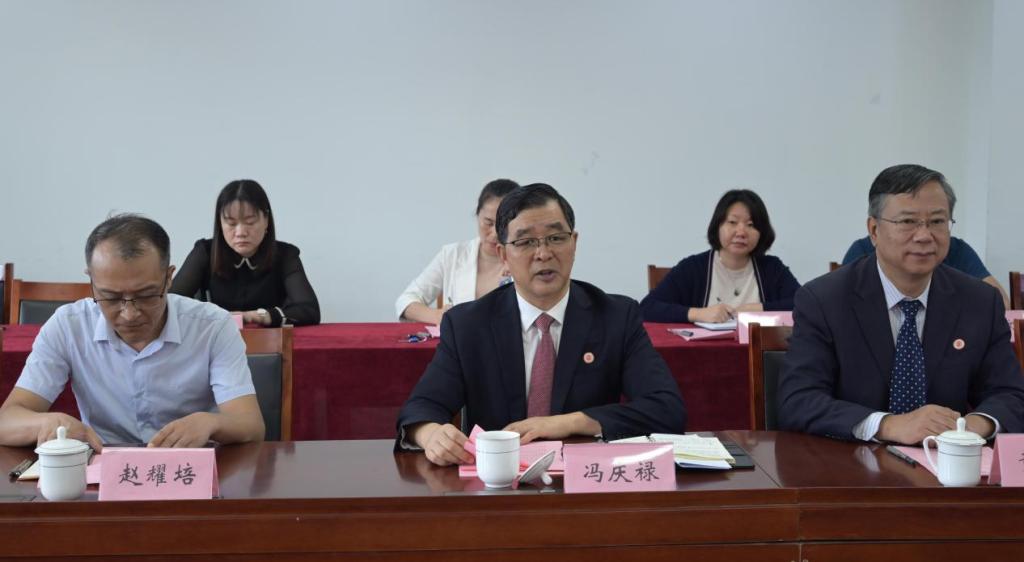 山东管理学院与枣庄市峄城区人民政府签署战略合作协议