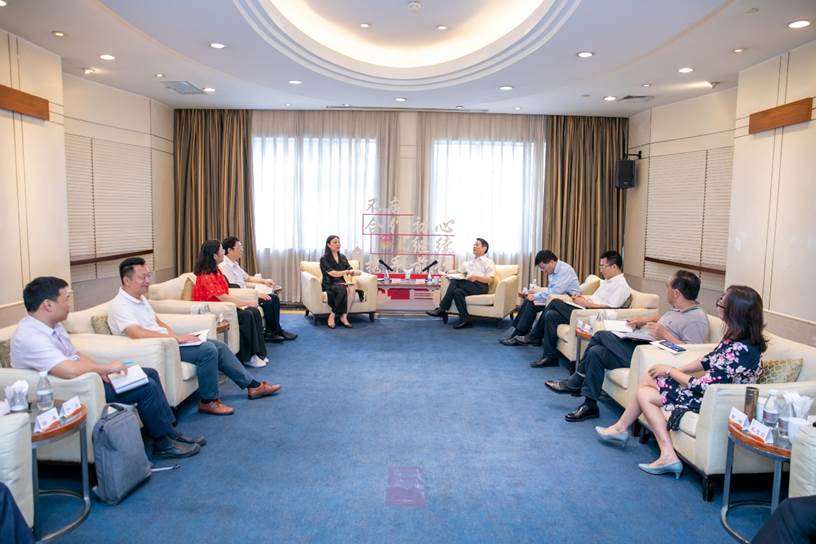 我校教师参加中共渝中区委2021年双月座谈会暨暑期谈心会