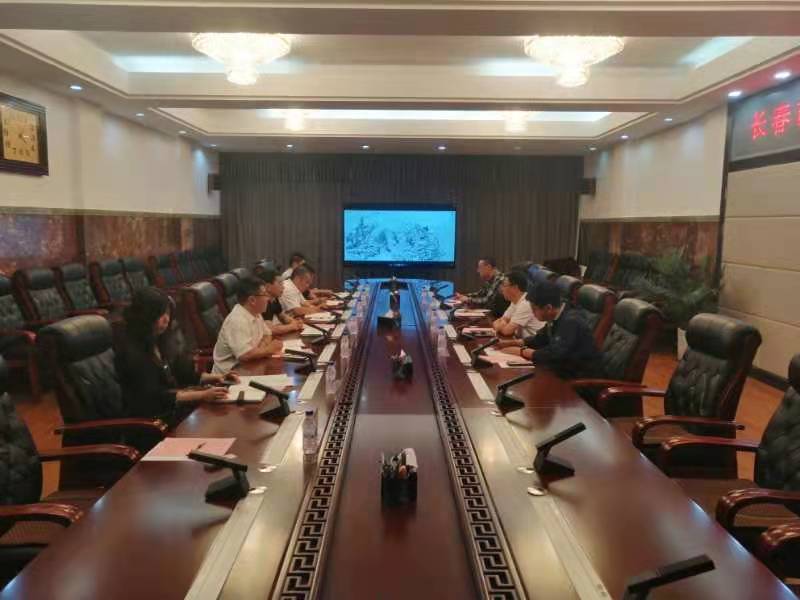 长春市科学技术局副局长张永超一行来校调研