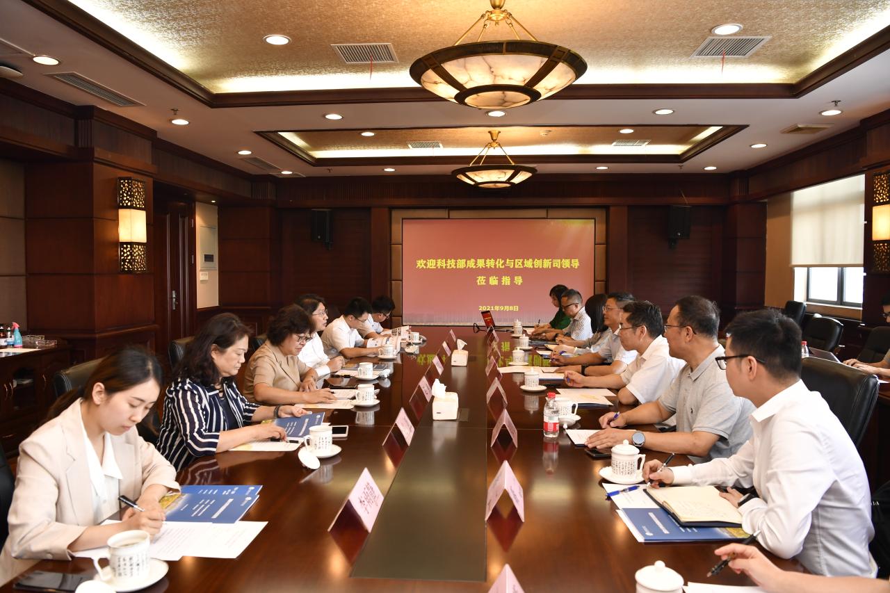 科技部成果转化与区域创新司二级巡视员陈宏生来校考察国家大学科技园建设