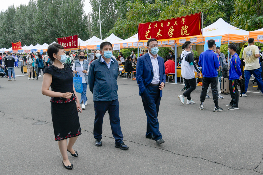我校迎来2021级新生