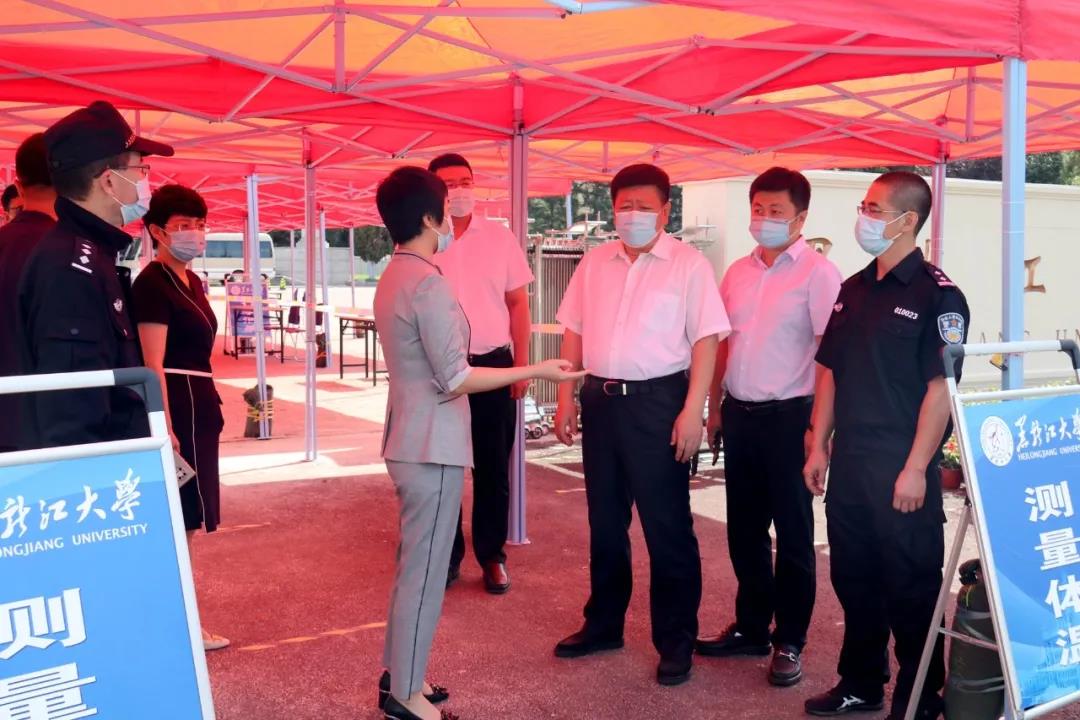 我校组织开展学生返校应急演练