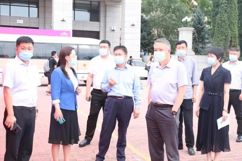 省教育厅疫情防控工作专项督导组到我校检查指导工作