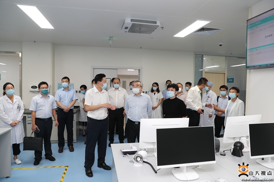 ［附属医院］国家卫健委规划发展与信息化司司长毛群安到山大二院调研