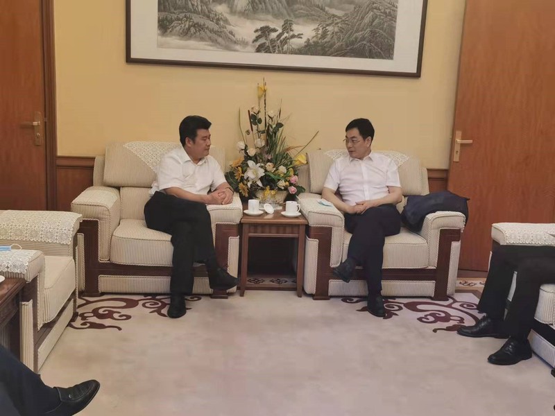 陈庆国副校长出席威海市专业学位研究生联合培养基地揭牌仪式