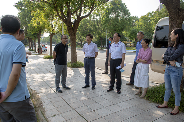 教育部评估组对我校“十四五”建设项目可行性研究报告进行评估