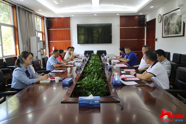 衡阳师范学院客人来校调研交流