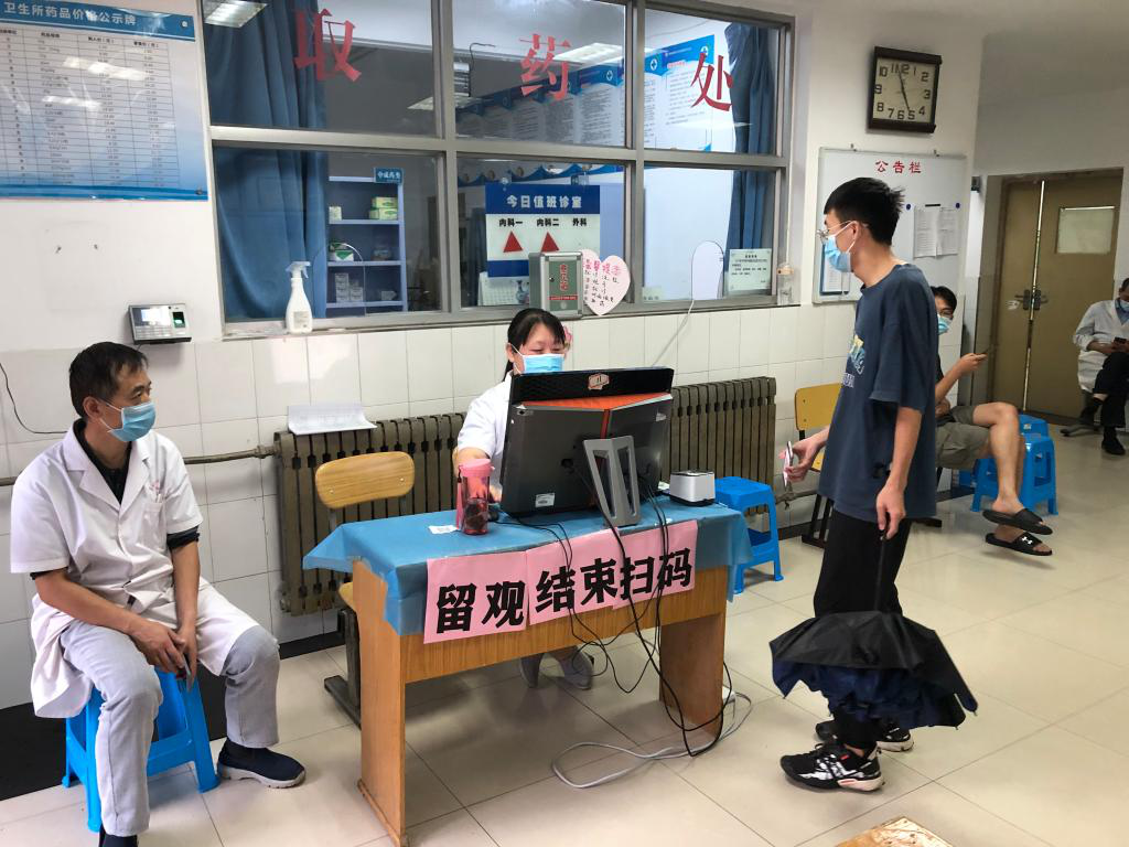 我校完成全校师生家属新冠疫苗第三针次接种工作