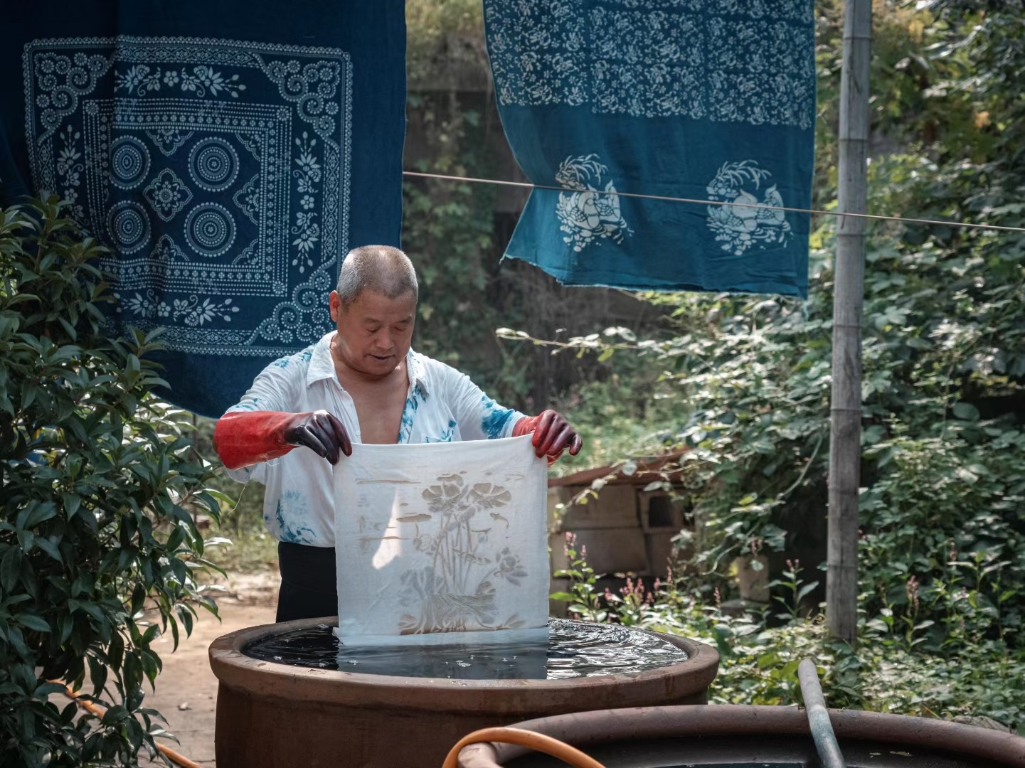 山东枣庄台儿庄区：秋日印染忙