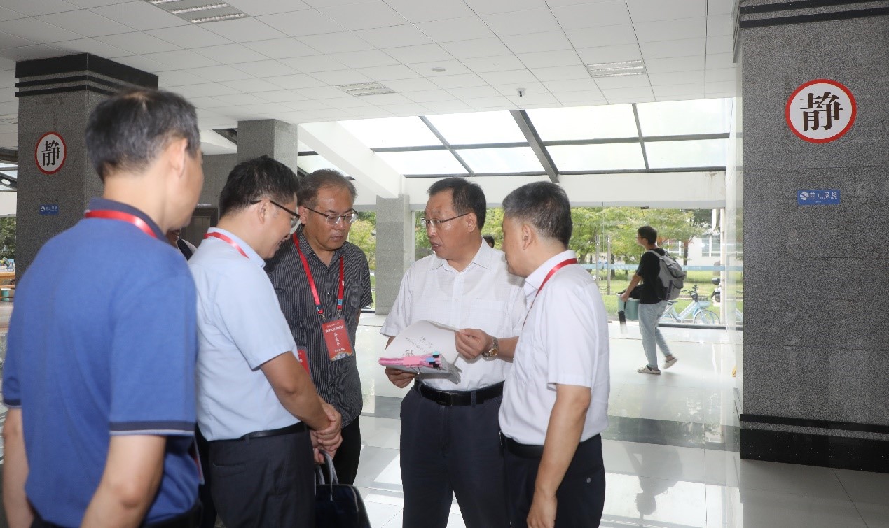 学校开展核心课程教案（讲义）展示活动