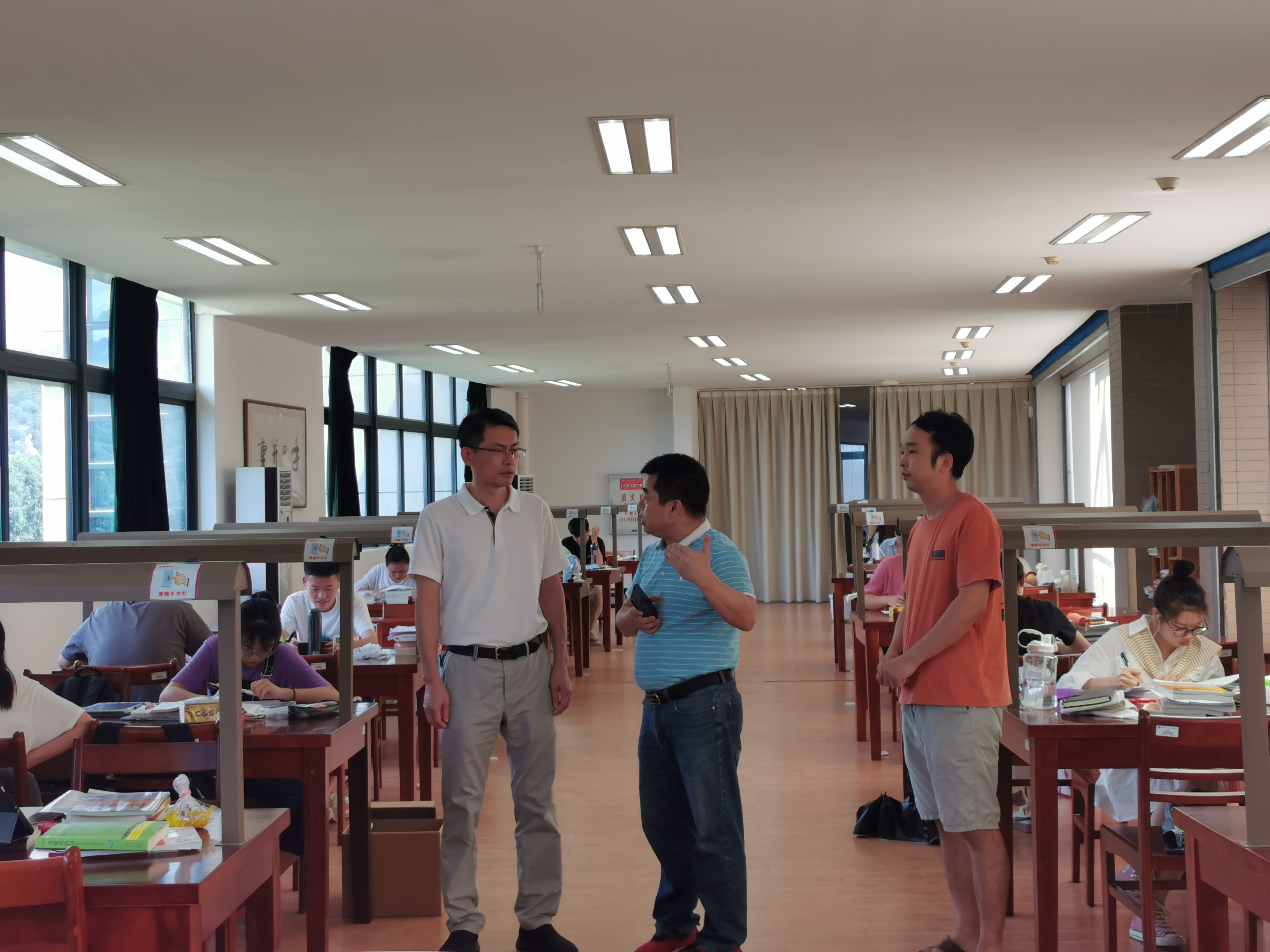 校纪委调研督查“我为师生办实事”实践活动