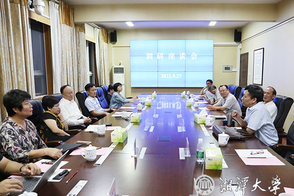中国李大钊研究会会长朱善璐来校调研
