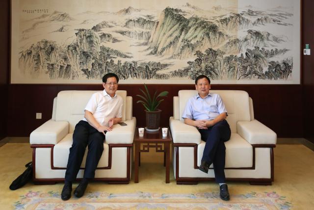 江西省发改委一级巡视员赖南京来校调研