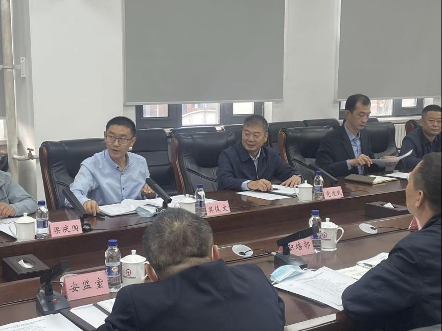 副校长党建武带队赴乌鲁木齐铁路局、新疆铁道勘察设计院开展科技合作与交流