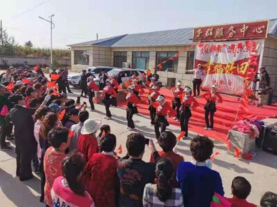 学校在好田村举办“庆祖国华诞 启振兴新篇”主题红歌会