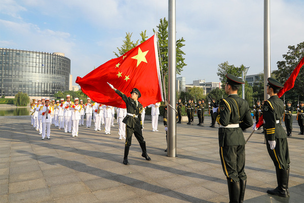 我校学生在丰富多彩的教育活动中度过国庆假期