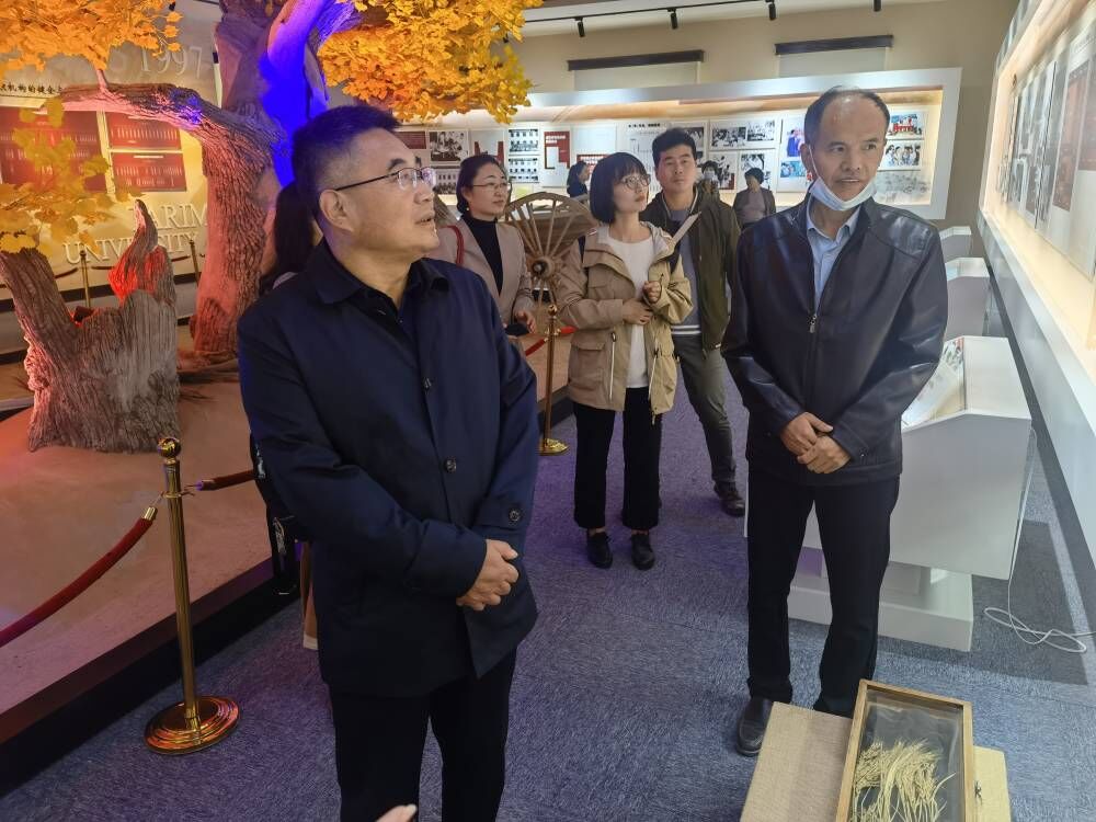 副校长吴旺延一行赴新疆塔里木大学走访调研