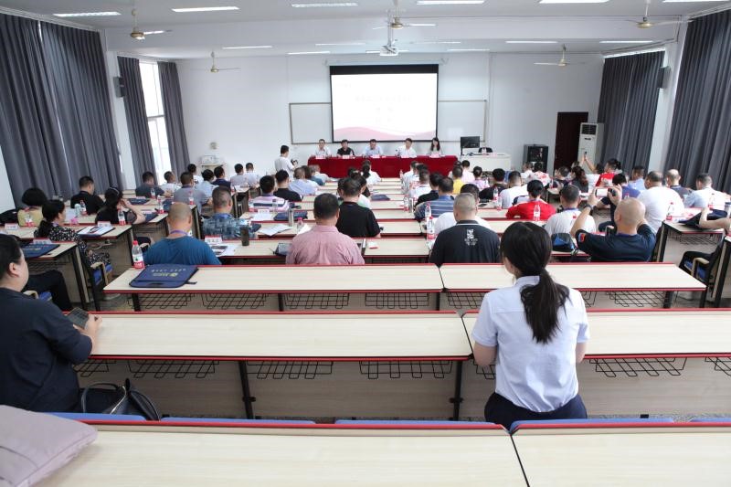 西南政法大学----广西退役军人就业创业能力提升专项培训班顺利开班