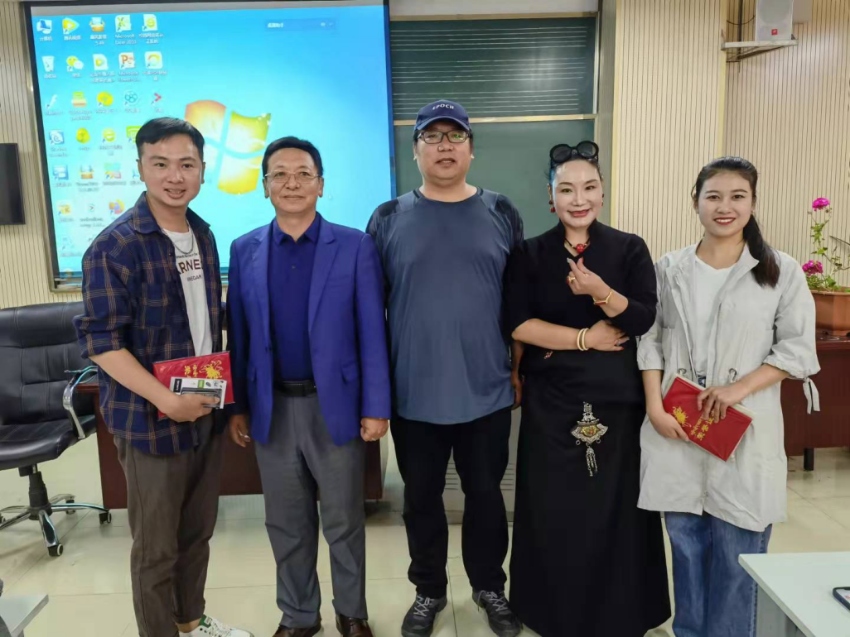 艺术学院顺利举办第四届研究生学术论坛