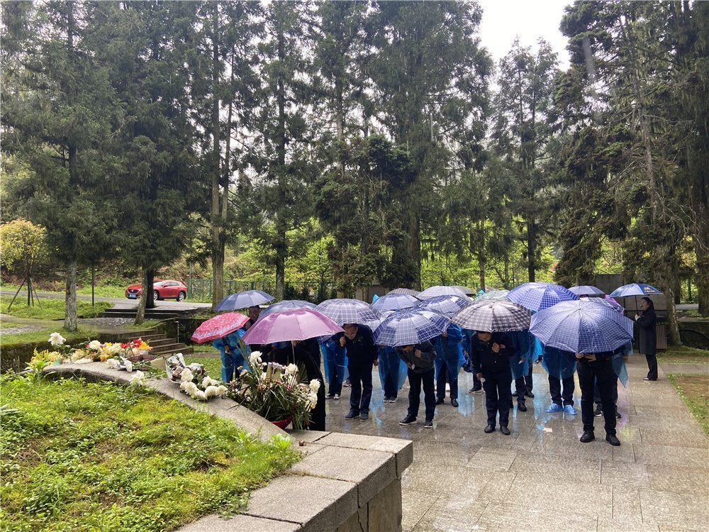 中央储备粮贵溪直属库有限公司“学百年党史，传承兰考精神”兰考培训班