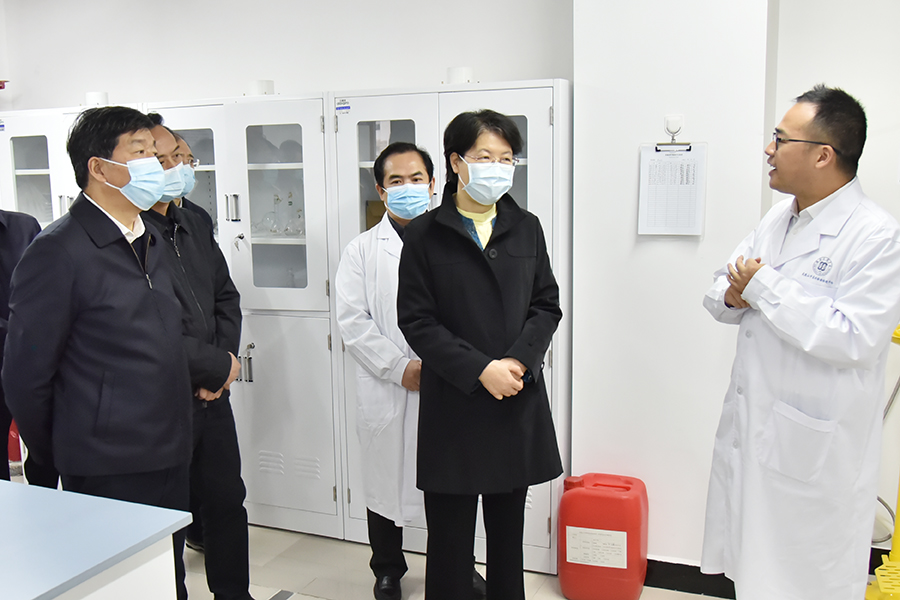 副省长肖菊华到我校考察