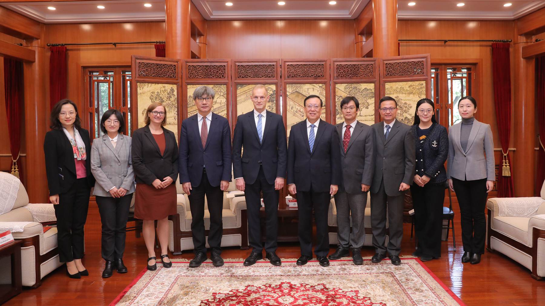 波兰驻华大使赛熙军访问北京大学