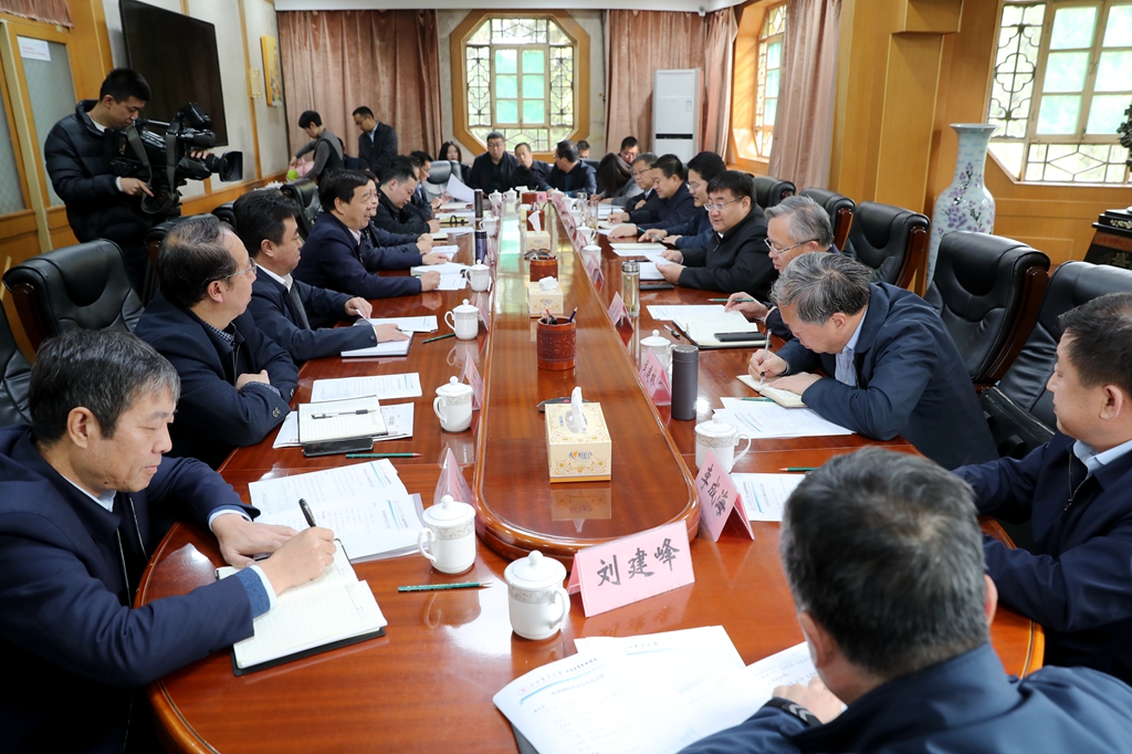 晋中市委常委、副市长、太谷区委书记刘伟来校调研