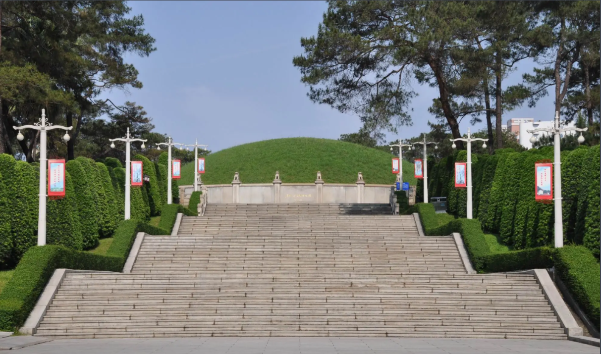 弘扬红色历史精神-暨南大学党性教育培训