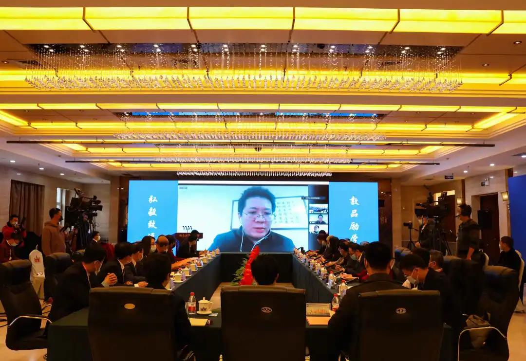 我校召开师范类专业认证专家意见反馈会