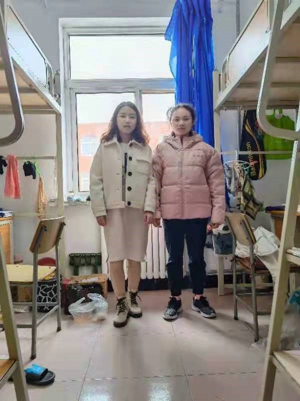 【办实事·开新局】寒冬送温暖 冬衣暖人心