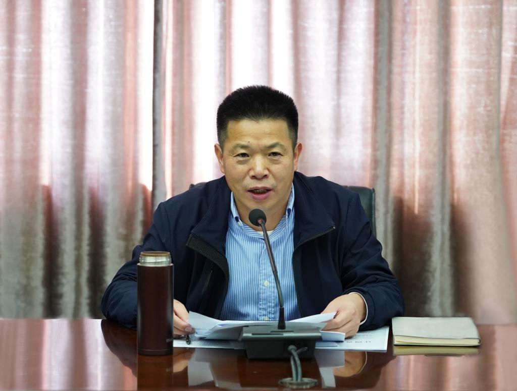 徐长节主持召开研究生招生领导小组会议