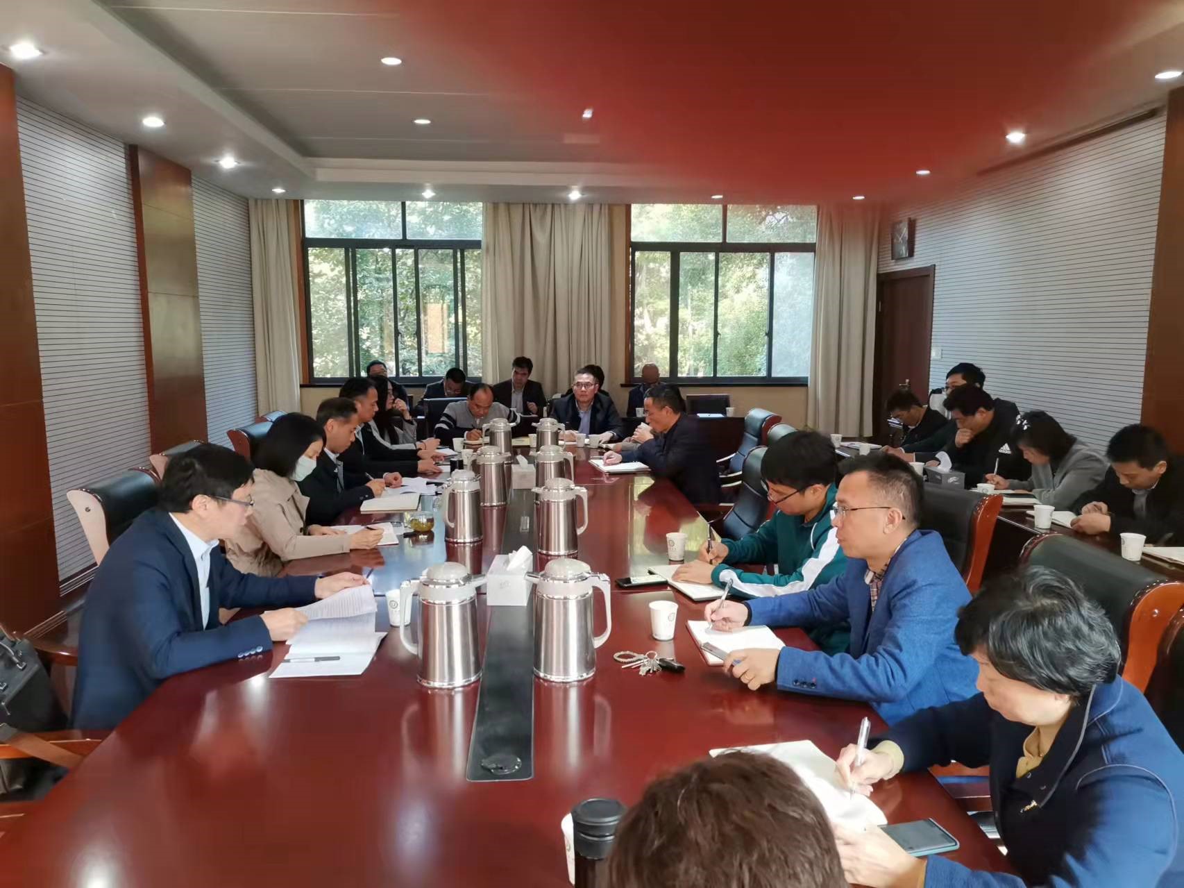 学校召开非学历教育培训工作推进会