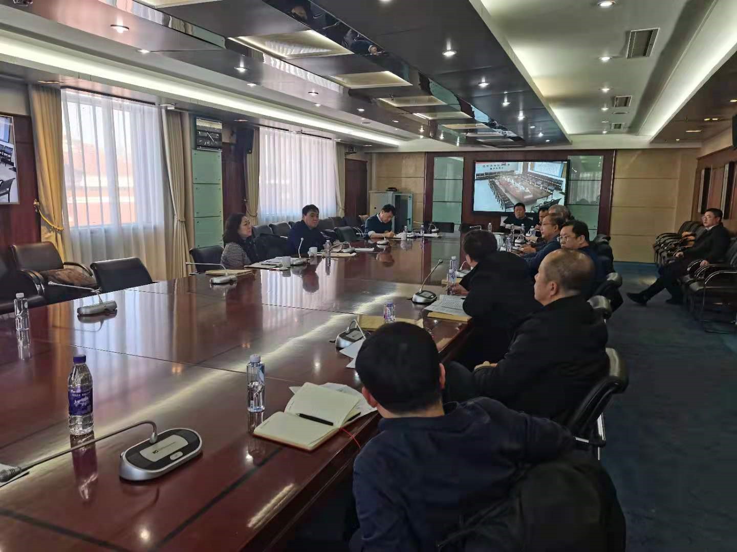 学校召开“双一流”建设重大专项和学科领军团队调研会议