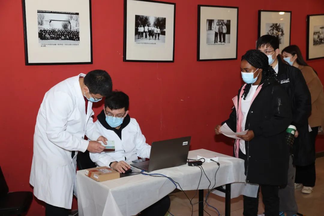 我校新冠疫苗加强针接种工作顺利完成