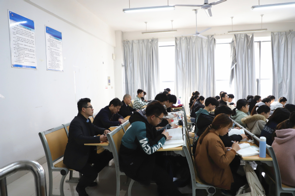 副校（院）长刘玉在菏泽校区（分院）指导期中教学检查工作