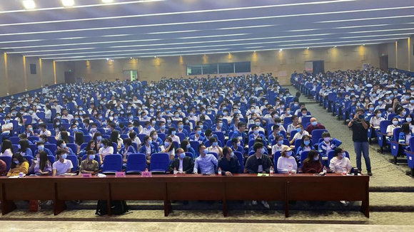 【名师进中学】我校招宣组赴潮汕地区开展“科普讲座进中学”活动
