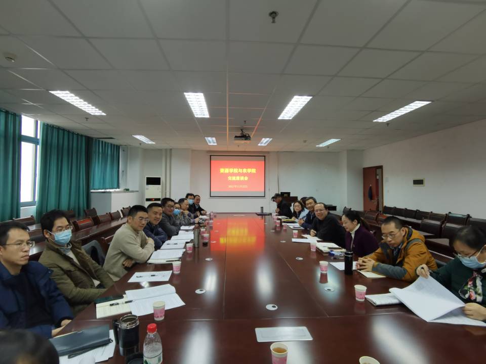 兄弟学院携手共进共谱合作蓝图