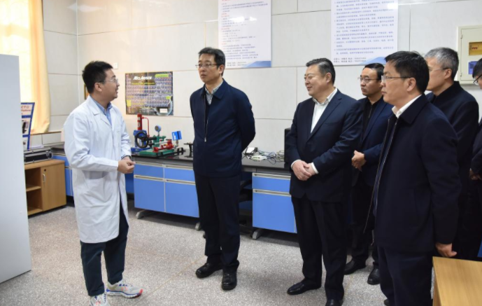 山东省科技厅副厅长潘军一行来校调研人才工作 山东省科技厅副厅长潘军一行来校调研人才工作