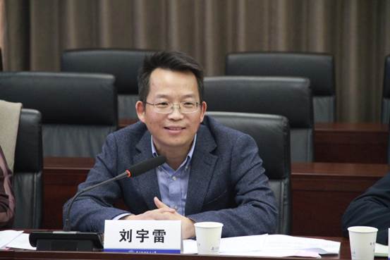 我校举行“高校国家知识产权信息服务中心”揭牌仪式