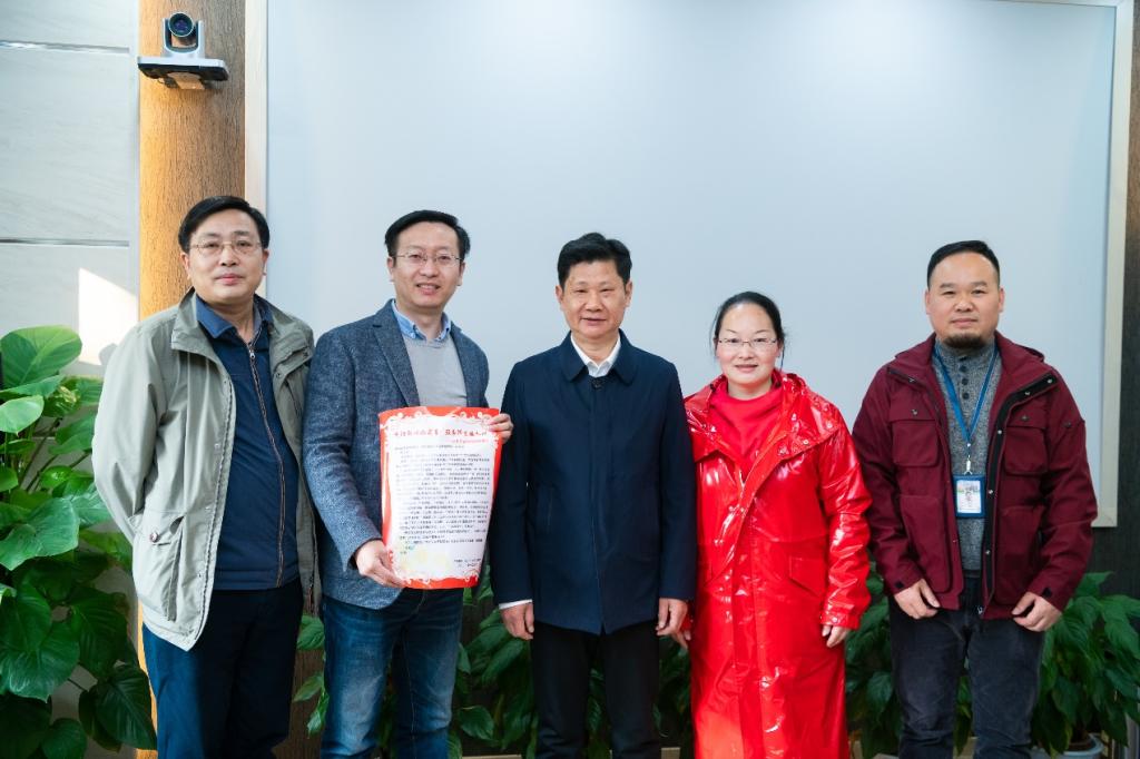 学史力行践初心 我校为附小师生办实事暖人心