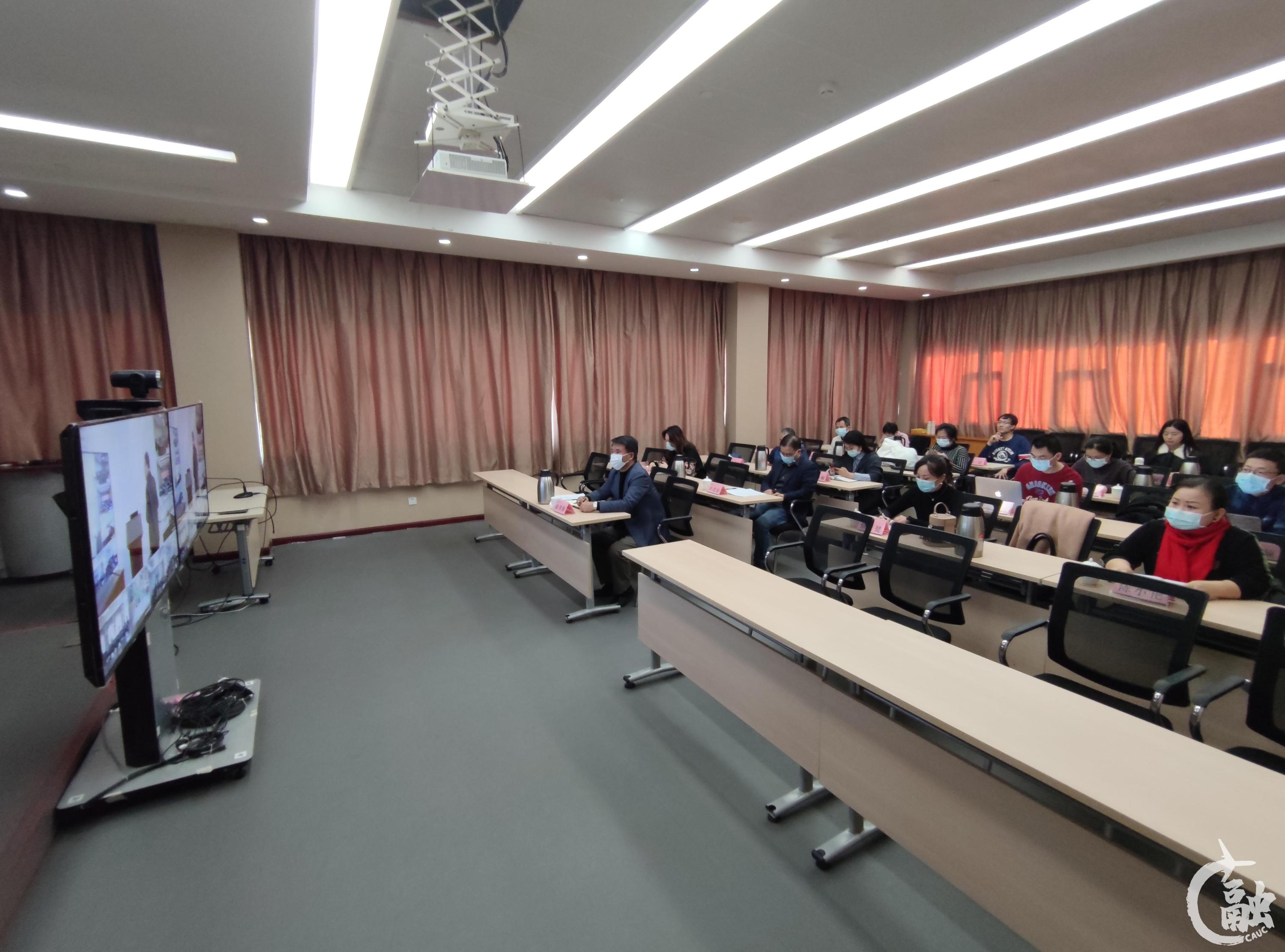 学校组织观看2021年“津门师德巡讲”系列活动第四讲