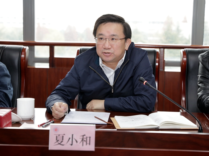 学校党委召开2021年下半年党总支书记联席会议