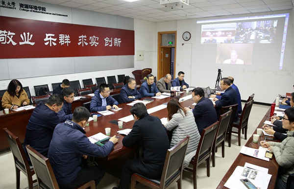 李兴旺：总结模式 推进学校团队建设不断创新