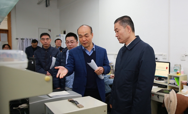 李兴旺：总结模式 推进学校团队建设不断创新